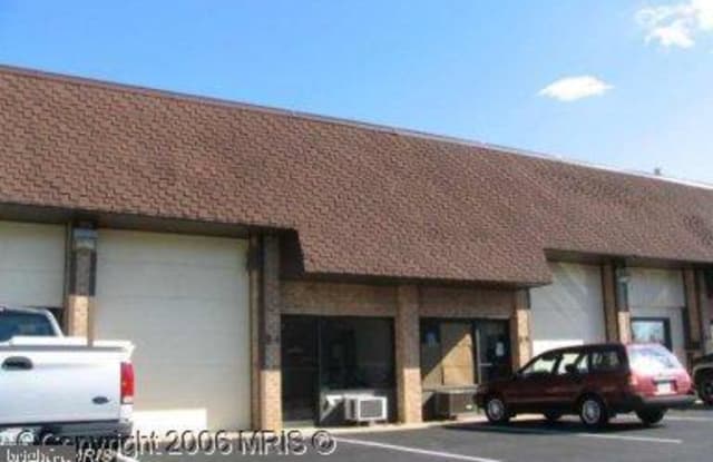 1420 SHEPARD DR #B-8 - 1420 Shepard Dr, Sterling, VA 20164