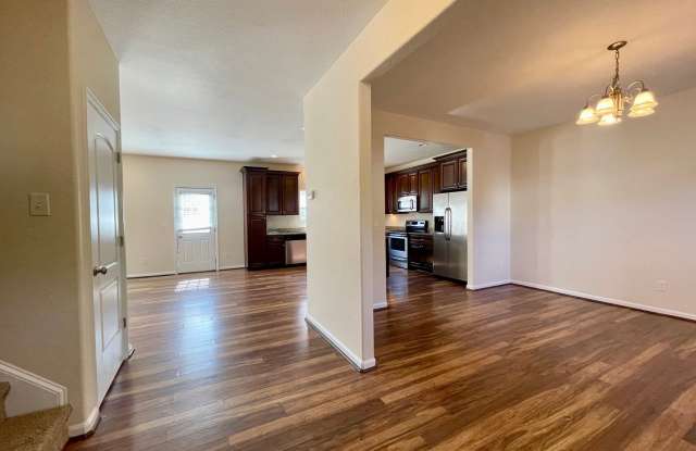 Beautifully Updated 4-Bedroom Home with Spacious Open Floor Plan Gallery 4