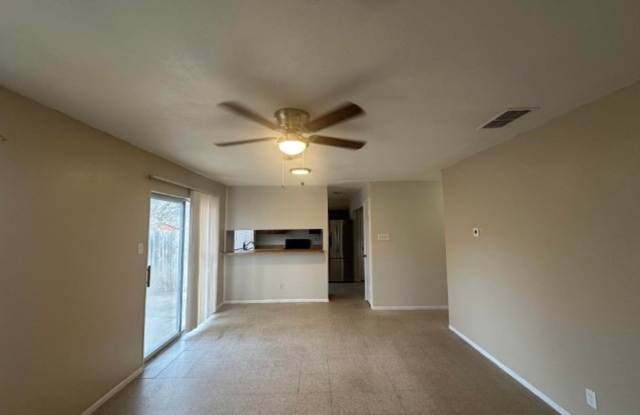 HERITAGE TOWNHOME Gallery 3