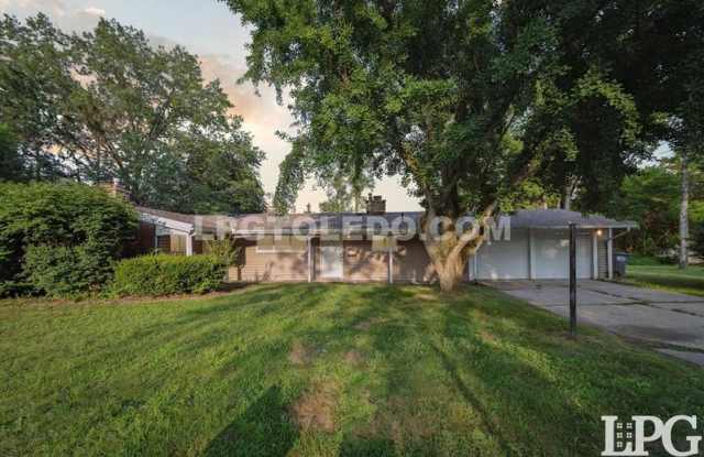 3116 W Lincolnshire Blvd photos photos
