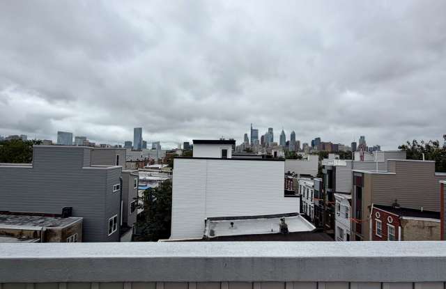Stunning 4-Bed/3-Bath Home in South Philadelphia. Available First Week of December! Gallery 4