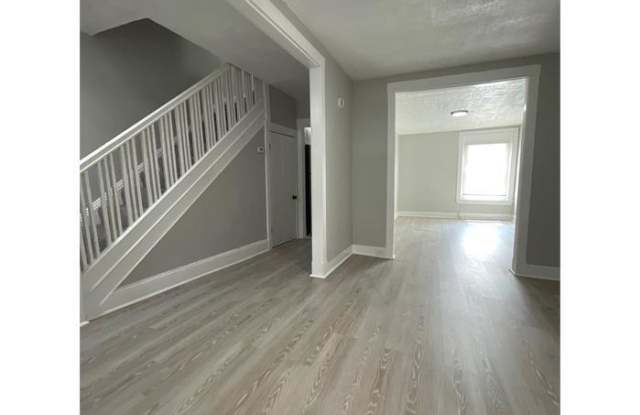 809 Bonaparte Avenue photos photos