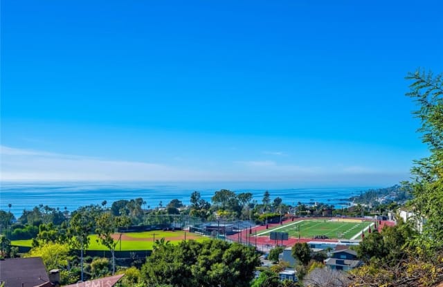 750 Wendt Terrace "Upper" - 750 Wendt Terrace, Laguna Beach, CA 92651