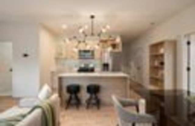 8037 W Belmont Avenue Gallery 4