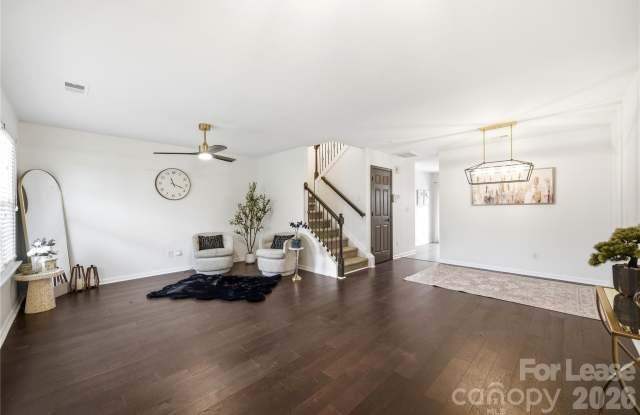 6105 Warrior Avenue Gallery 2