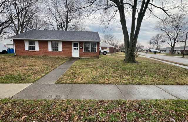 Four Bedrooms So Everyone Can Finally Have Their Own Door to Slam! - 2228 Belmont Drive, Owensboro, KY 42301 Four Bedrooms So Everyone Can Finally Have Their Own Door to Slam! - 2228 Belmont Drive, Owensboro, KY 42301