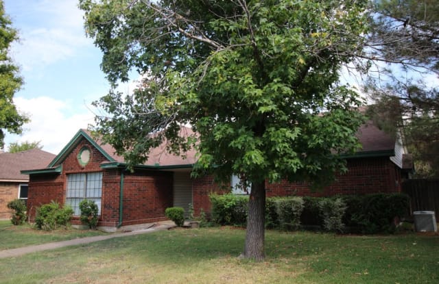 2405 Brookside Dr - 2405 Brookside Drive, Rowlett, TX 75088