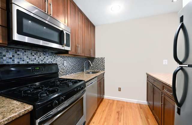 814 WILLOW AVE - 814 Willow Avenue, Hoboken, NJ 07030