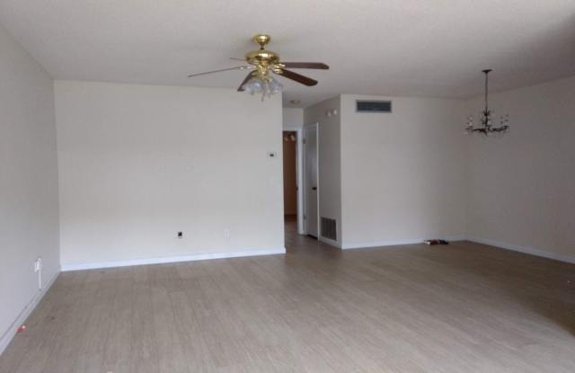 1318 Mesa Dr, #B Gallery 3