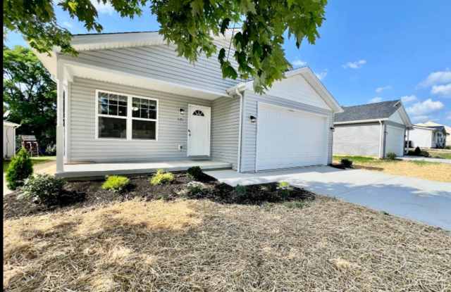Brand new construction near WEC and Air park photos photos