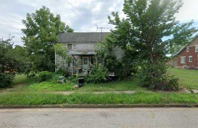 106 E Monroe Ave photos photos