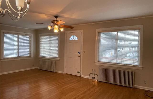 46 Illinois Avenue unit: Duplex photos photos