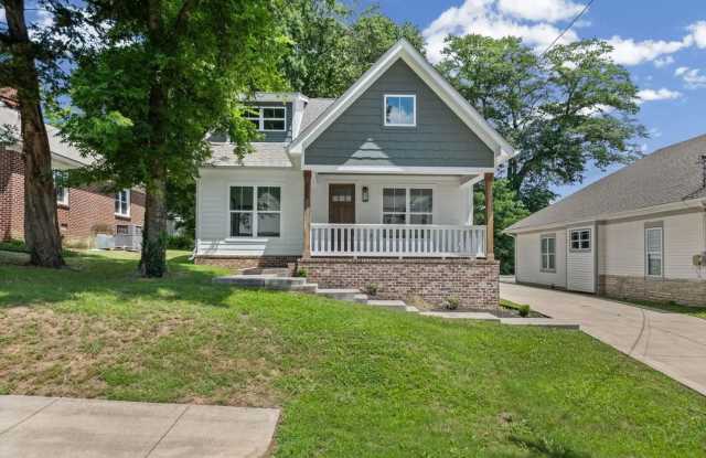 Stunning Home in Jackson Walk! Gallery 1