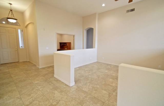 4823 E WILLIAMS Drive Gallery 4
