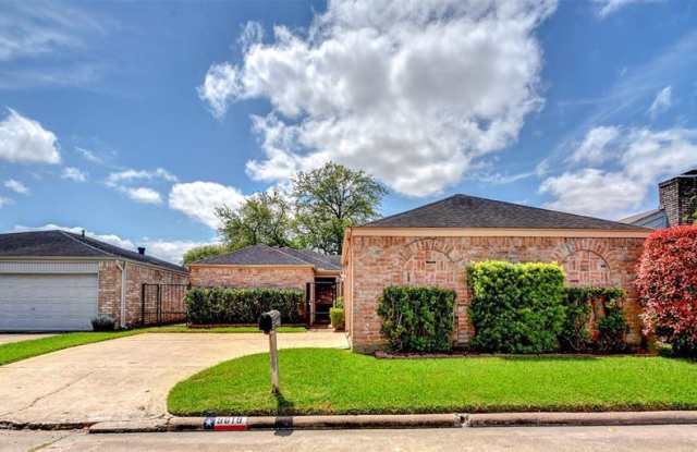 9619 Hendon Lane Gallery 2