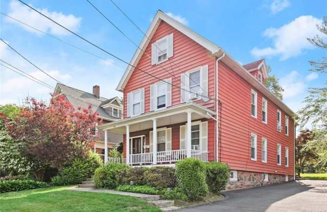 155 Washington Avenue - 155 Washington Avenue, Pleasantville, NY 10570