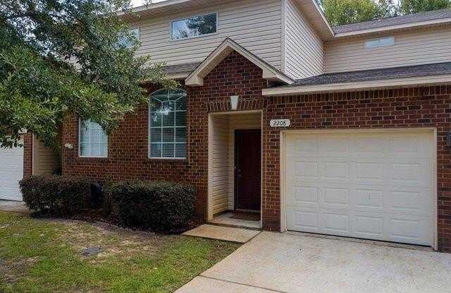 2208 Hadleigh Hills Court photos photos