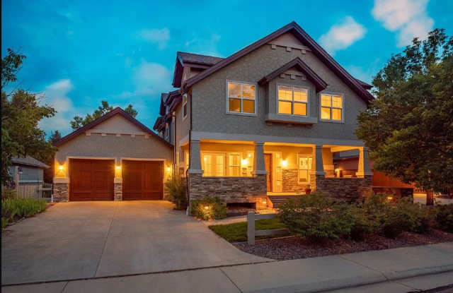 Stunning 4B/3.5B in Indian Peaks photos photos