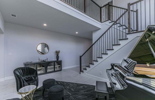 1301 Castiglione Lane Gallery 4