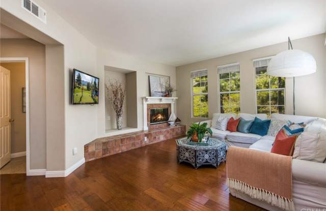 10008 Albee Avenue Gallery 4