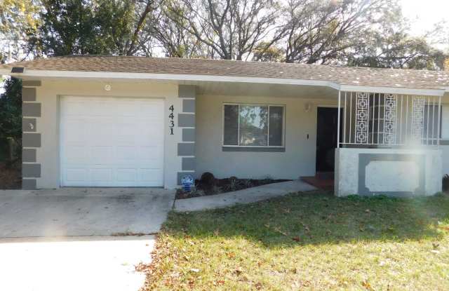 Charming Home in Villas at Signal Hill – A Hidden Gem in Orlando Gallery 1