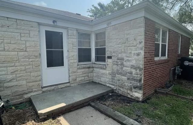 5835 Lafayette Avenue - 5835 Lafayette Avenue, Omaha, NE 68132