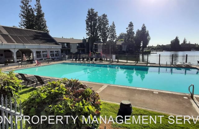 1752 CAPE COD CIRCLE - 1752 Cape Cod Circle, Lodi, CA 95242 1752 CAPE COD CIRCLE - 1752 Cape Cod Circle, Lodi, CA 95242