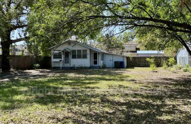 108 West Comanche Avenue photos photos