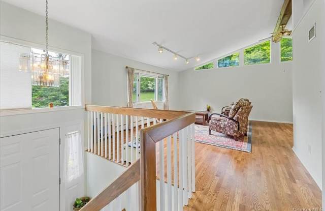 60 Smith Hill Road Gallery 3