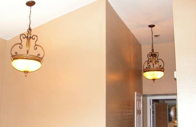 6725 W Brown Street photos photos