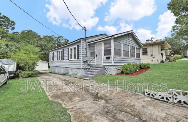 7124 Lorain St photos photos 7124 Lorain St photos photos