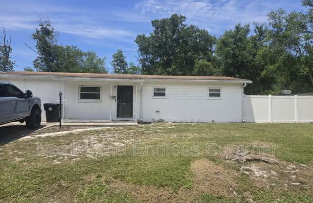 329 Parkwood Drive photos photos