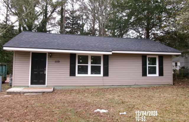 1119 George Circle - 1119 George Circle, Griffin, GA 30224