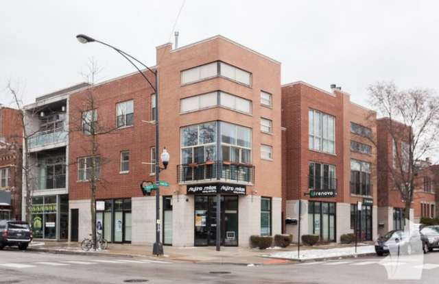 3355 North Hamilton Avenue Gallery 4