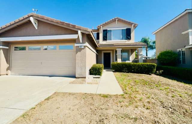 Beautiful Fontana Home Available Now!! Gallery 1