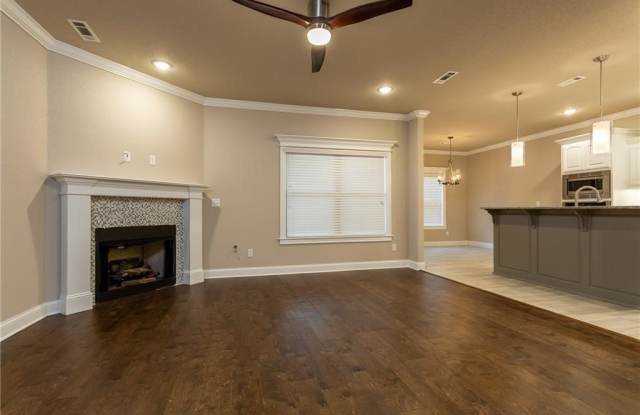 3502 SW Brittany Road Gallery 2