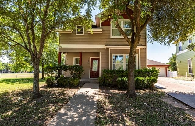 579 Mcgarity - 579 Mcgarity, Kyle, TX 78640