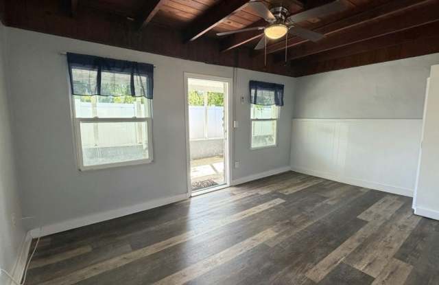 14035 W River Road Cabin B Gallery 2