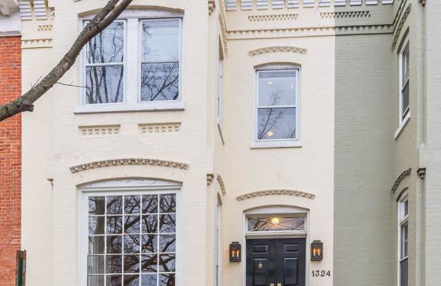 1324 34TH STREET NW - 1324 34th Street Northwest, Washington, DC 20007
