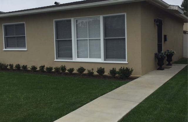 626 Indianapolis Avenue - 626 Indianapolis Avenue, Huntington Beach, CA 92648