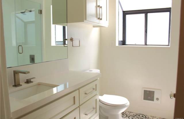 1644 Wellesley Drive - 1644 Wellesley Drive, Santa Monica, CA 90405