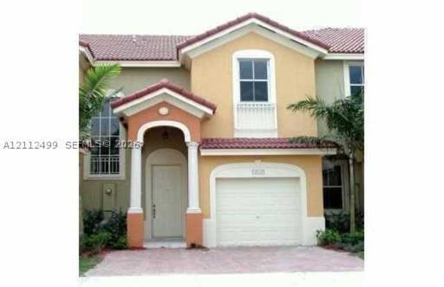 16626 SW 78th Ter Gallery 1