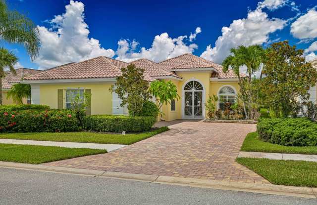 NOW AVAILABLE - Gorgeous 3/2 Plus Den Pool Home in Verona Walk! photos photos NOW AVAILABLE - Gorgeous 3/2 Plus Den Pool Home in Verona Walk! photos photos