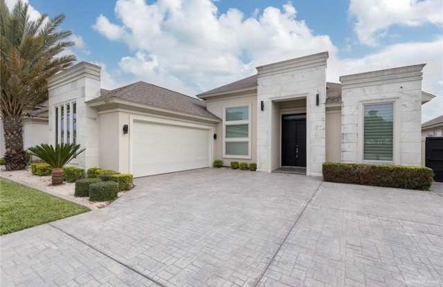 2521 S J Street photos photos