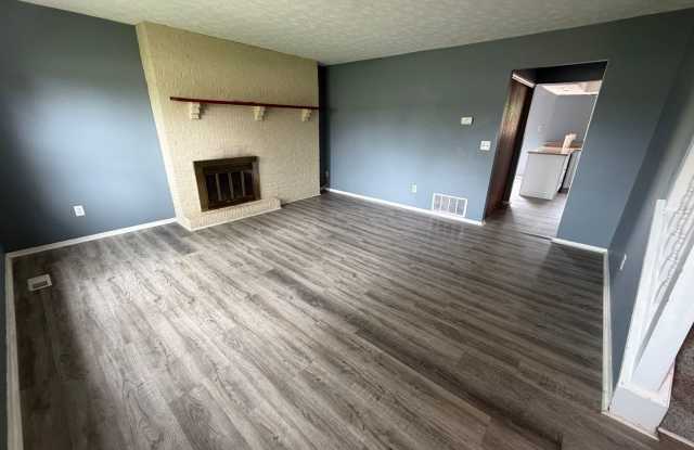 2 Bedroom, 1.5 Bath Condo in Centerville School District! Gallery 3