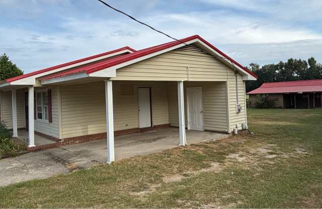 5913 McDonald Road Gallery 3