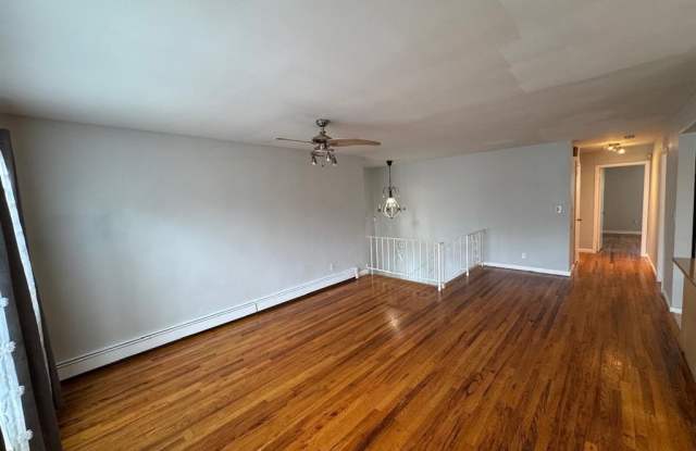 1038 Kingsland Lane Gallery 2