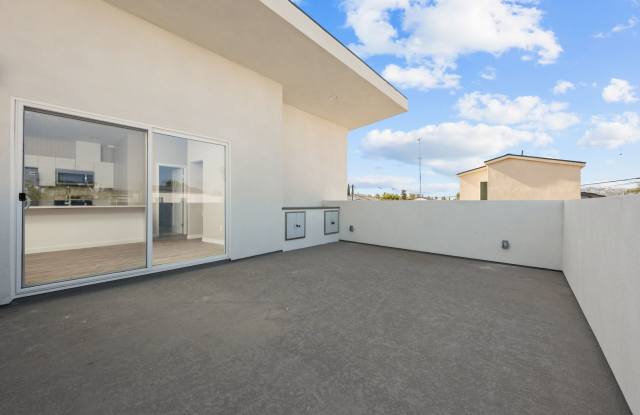 Private rooftop deck! photos photos