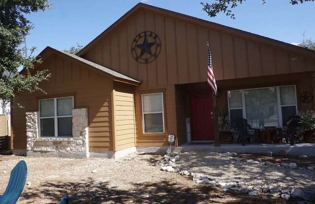 1244 Eastview Dr photos photos