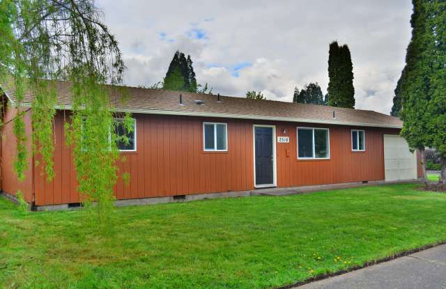 No Screening Fee! Spacious 3 Bedroom, 1 Bath Pet Friendly Home With Large Yard! photos photos